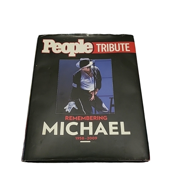 People Magazine Tribute Book-Remembering Michael Jackson - Picture 1 of 3